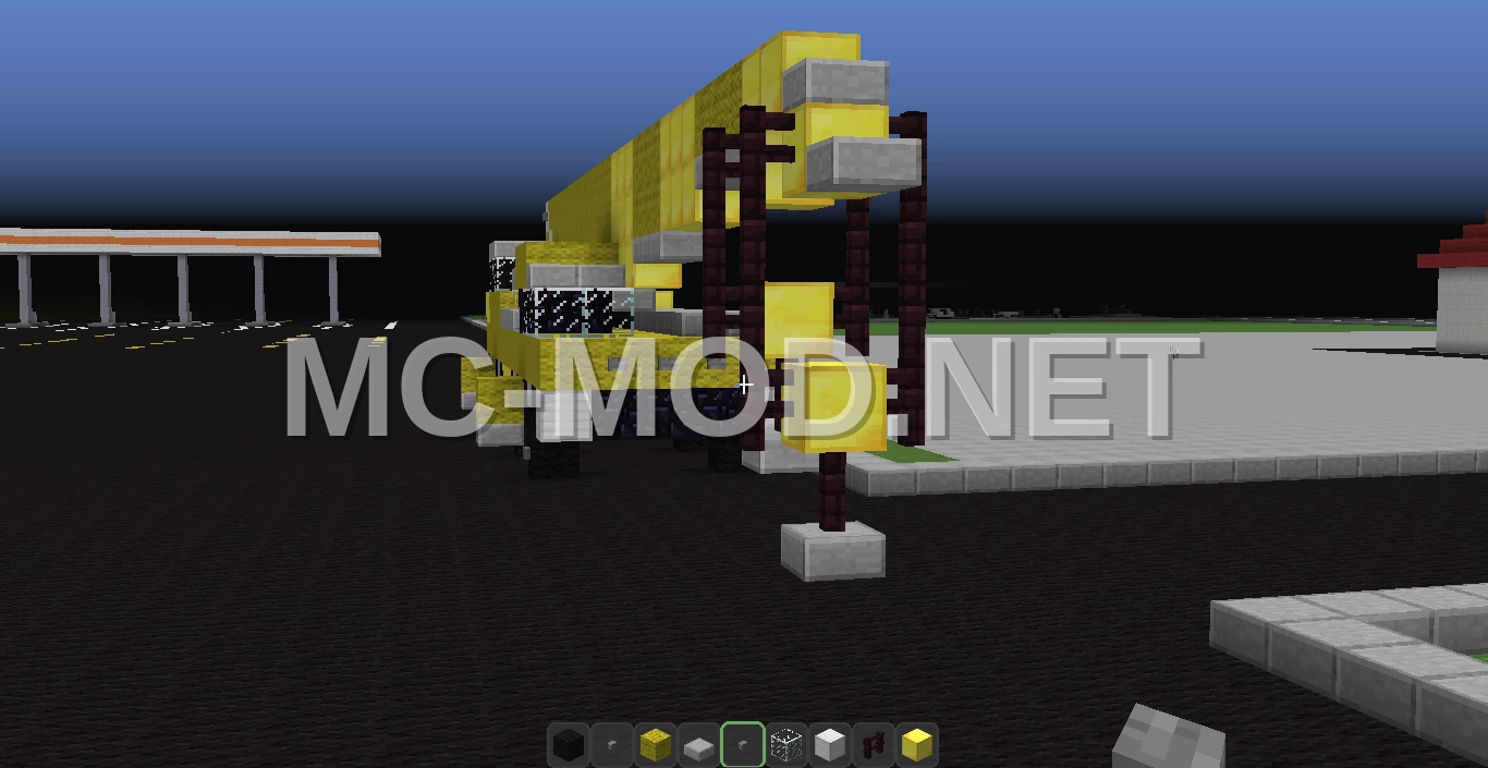 Eight-Wheeled Crane Truck